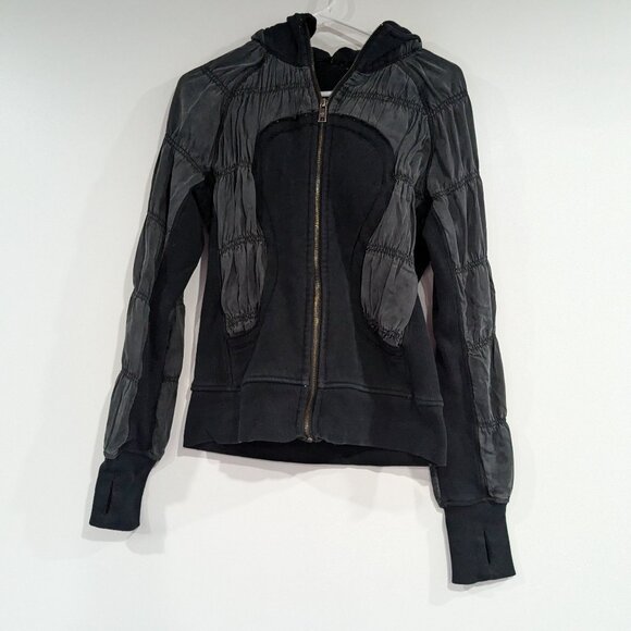 Lululemon Rare Special Edition Ruched Tencel Sleeve Scuba Hoodie Black Size 4 - Picture 1 of 2